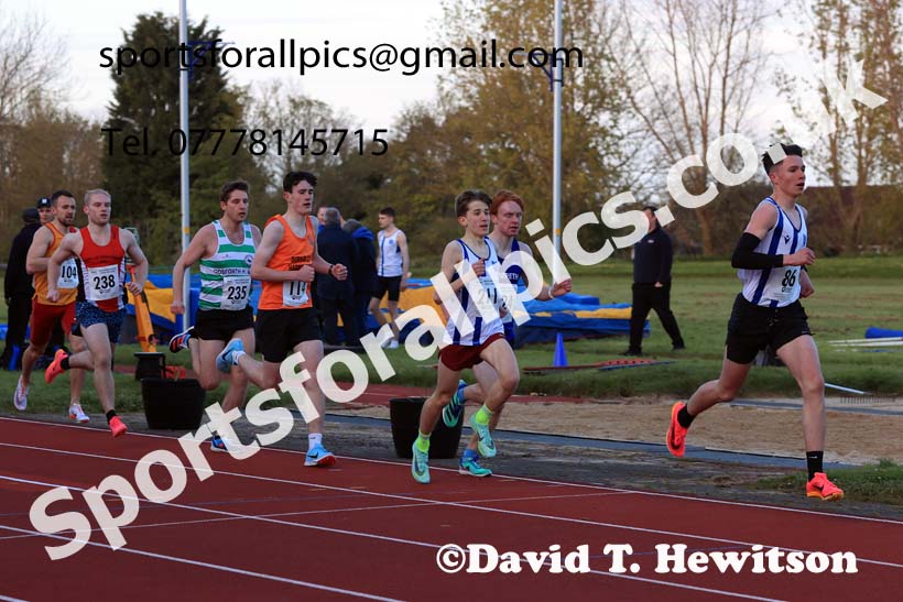 1500 metres, 2024 NEGP 1, Monkton Stadium, Jarrow. Photo: David T. Hewitson/Sports for All Pics